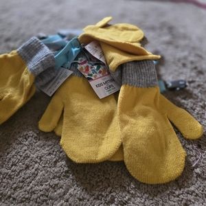 Yellow Mittens w/clip
